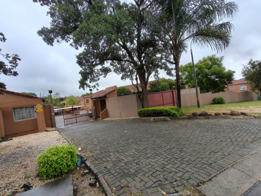 2 Bedroom Property for Sale in Safari Gardens North West